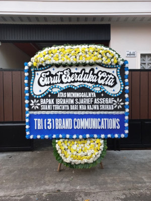 Papan Bunga Duka di Cigereleng